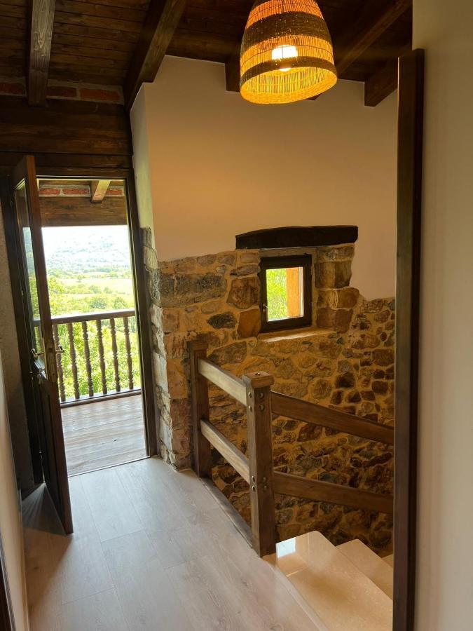 La Cabana De La Nina Beceña Eksteriør billede